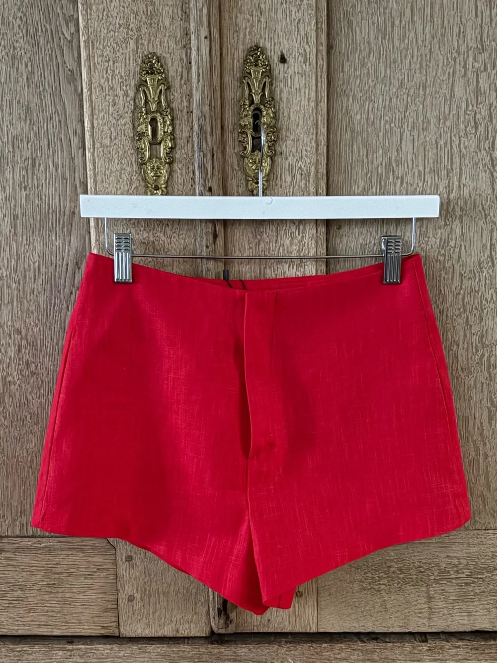MUSIER PARIS Red Linen Soline Shorts Size 36 (4 US) CURRENT Stock ON REVOLVE